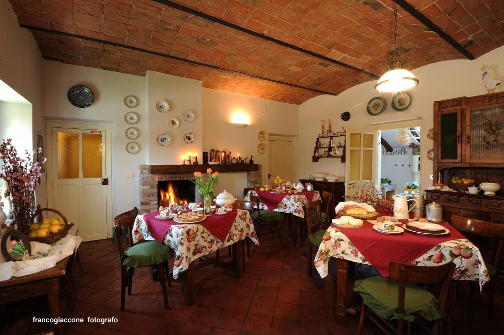 Agriturismo Il Gioco Dell'Oca บาโรโล ภายนอก รูปภาพ